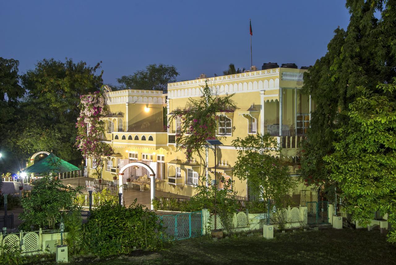 Vadasinor Garden Palace Heritage Homestays מראה חיצוני תמונה